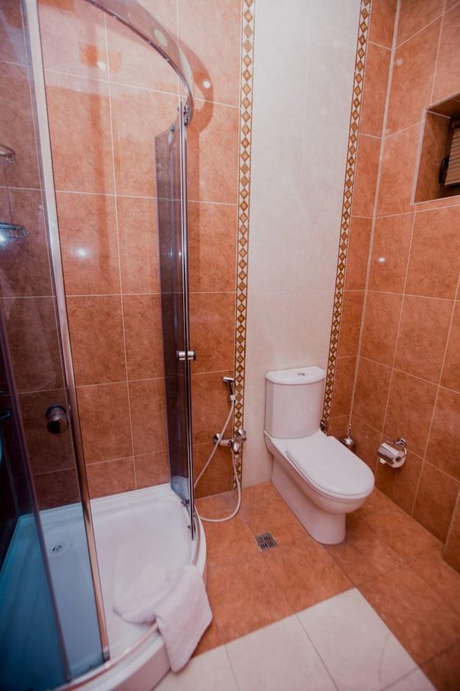 Astola Hotel Баку Екстериор снимка