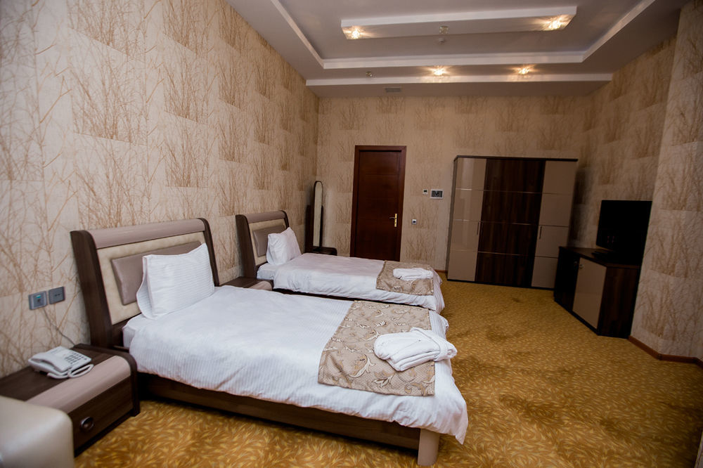 Astola Hotel Баку Екстериор снимка