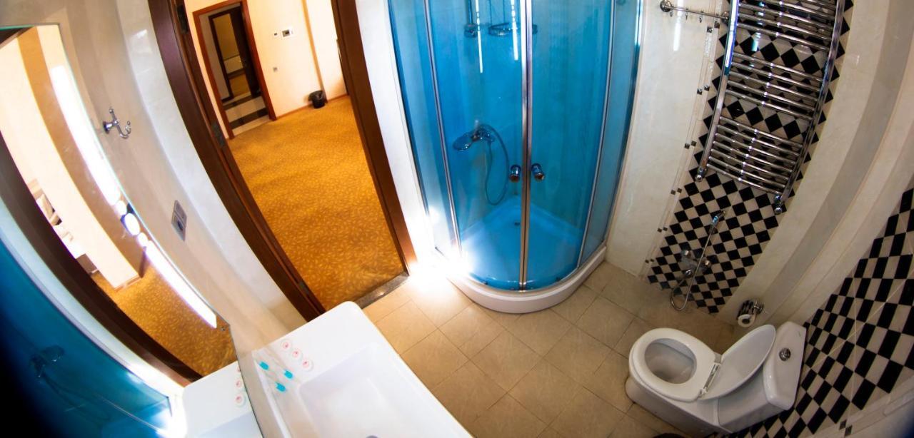 Astola Hotel Баку Екстериор снимка