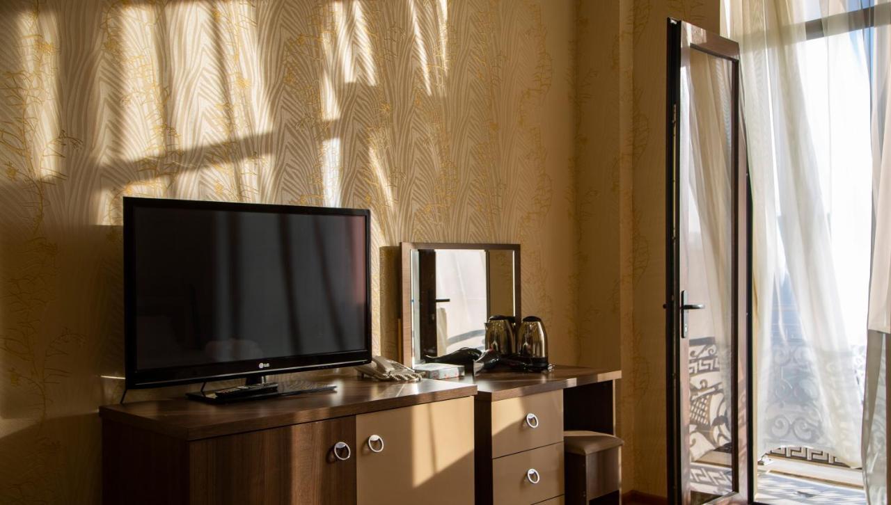 Astola Hotel Баку Екстериор снимка